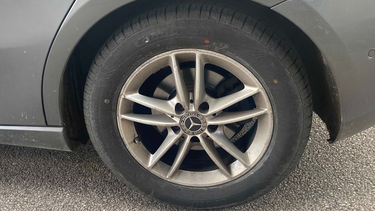 Used Mercedes-Benz A-Class 2019 for sale - 76401279: Photo 2