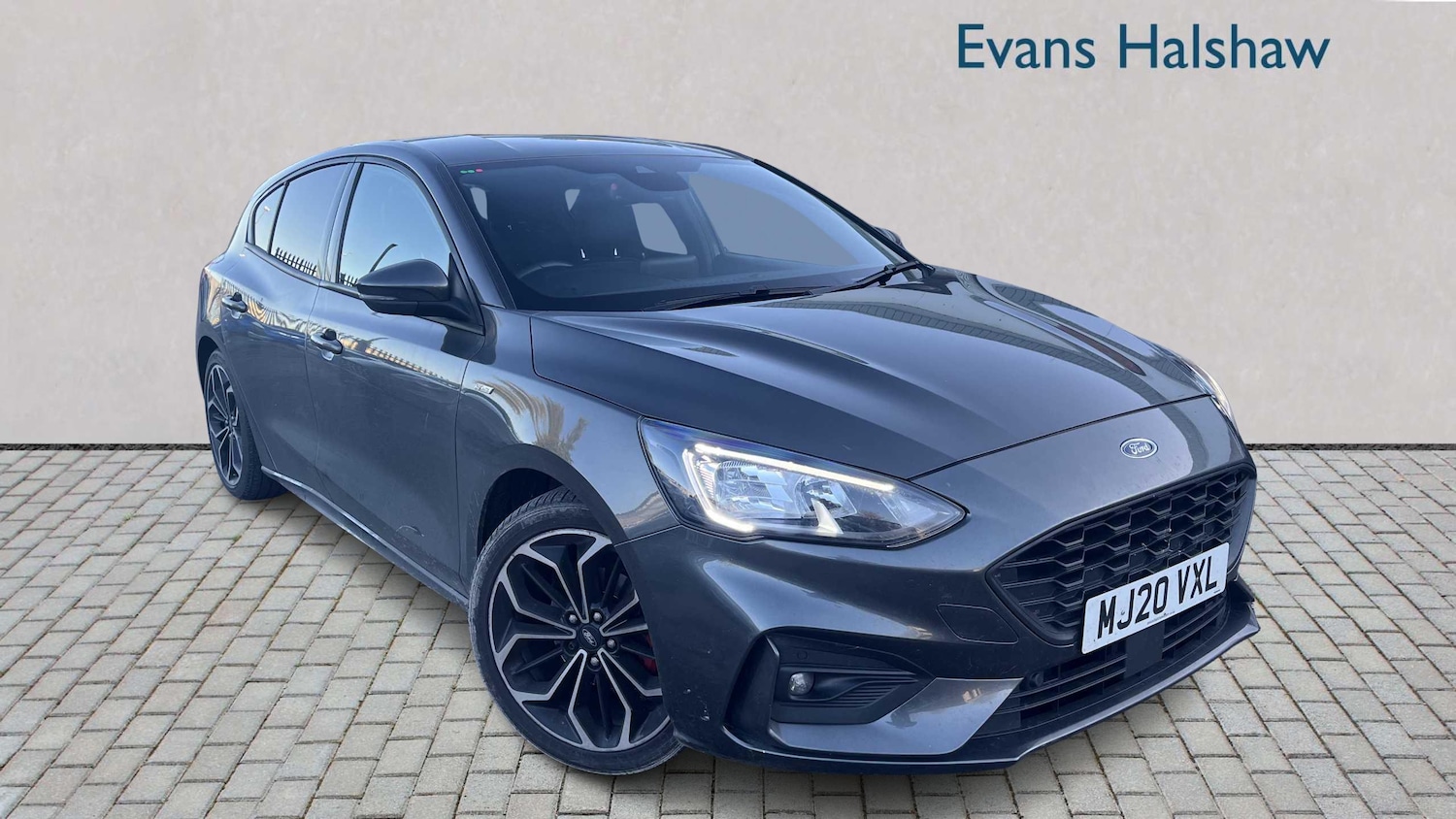 Used Ford Focus 2020 for sale - 76761127: Photo 1