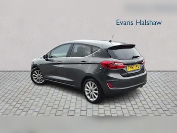 Used Ford Fiesta 2017 for sale - 76262351: Photo 2