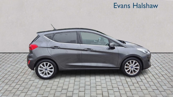 Used Ford Fiesta 2017 for sale - 76262351: Photo 3
