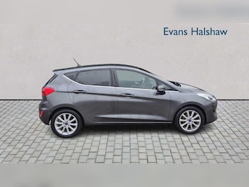 Used Ford Fiesta 2017 for sale - 76262351: Photo 3