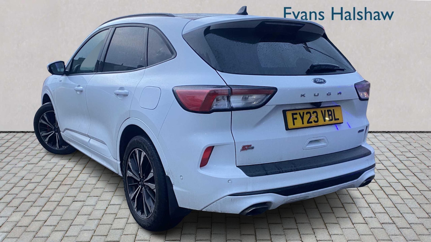 Used Ford Kuga 2023 for sale - 77401691: Photo 2