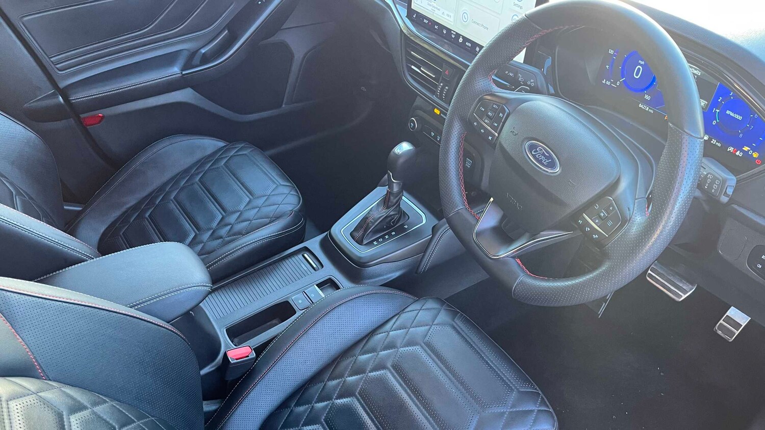 Used Ford Focus 2022 for sale - 76732353: Photo 9