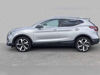 Used Nissan Qashqai 2017 for sale - 76249053: Photo 3
