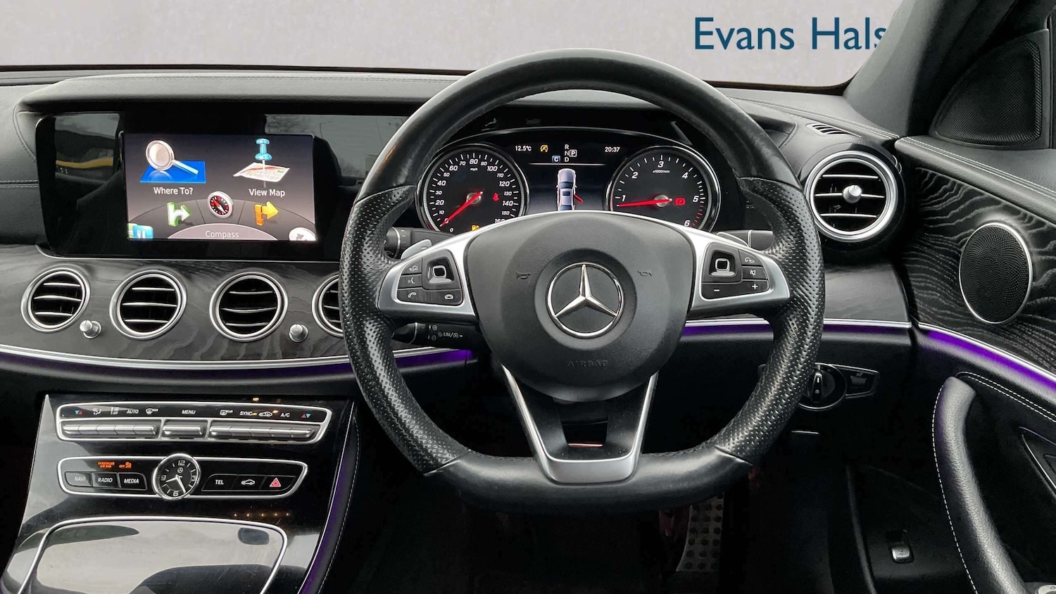 Used Mercedes-Benz E Class 2016 for sale - 77527021: Photo 11