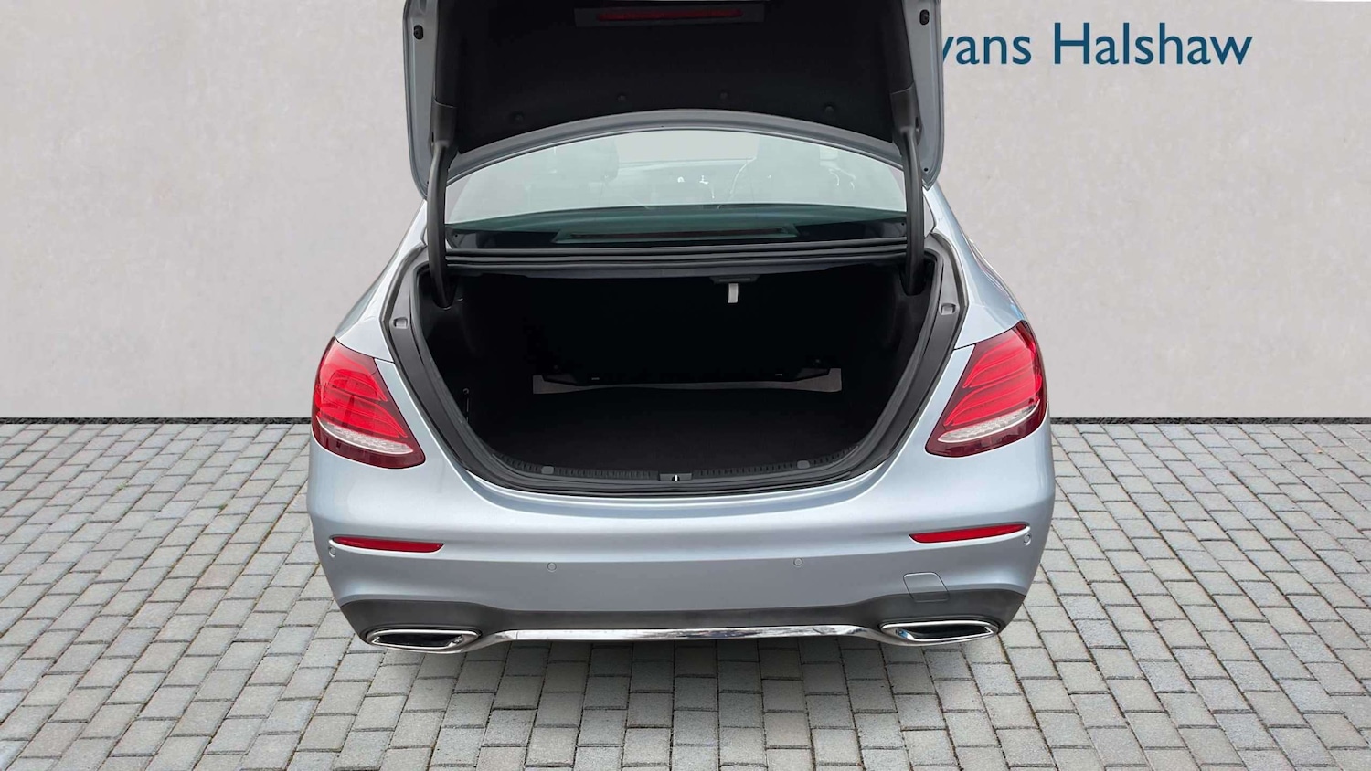 Used Mercedes-Benz E Class 2016 for sale - 77527021: Photo 8