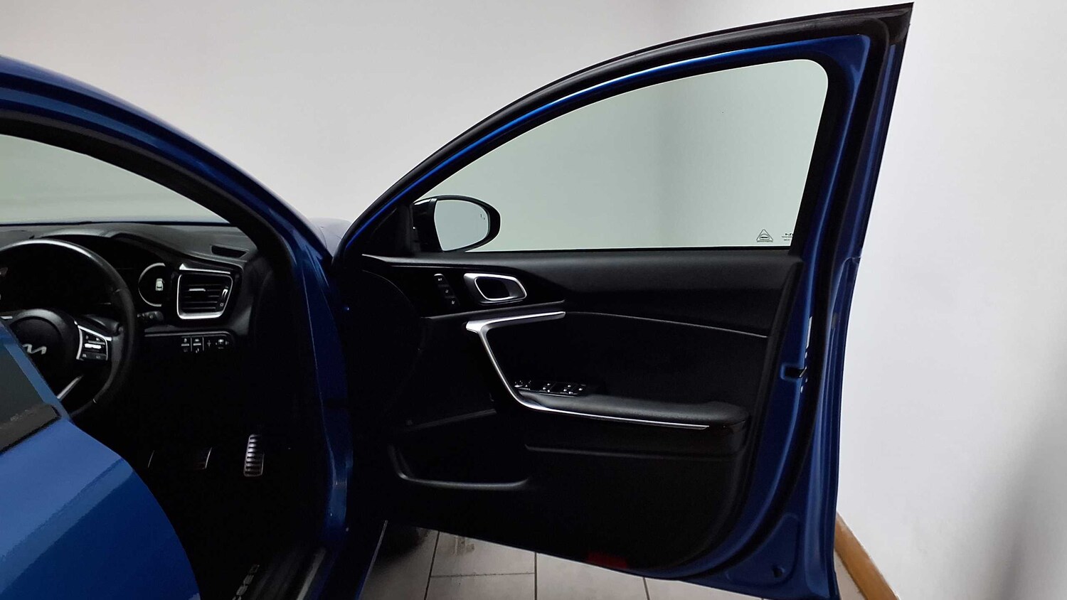 Used Kia XCeed 2023 for sale - 76075405: Photo 13