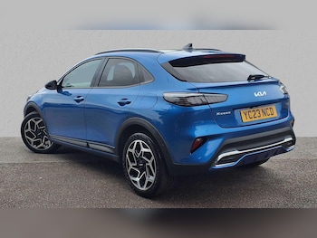 Used Kia XCeed 2023 for sale - 76075405: Photo 2