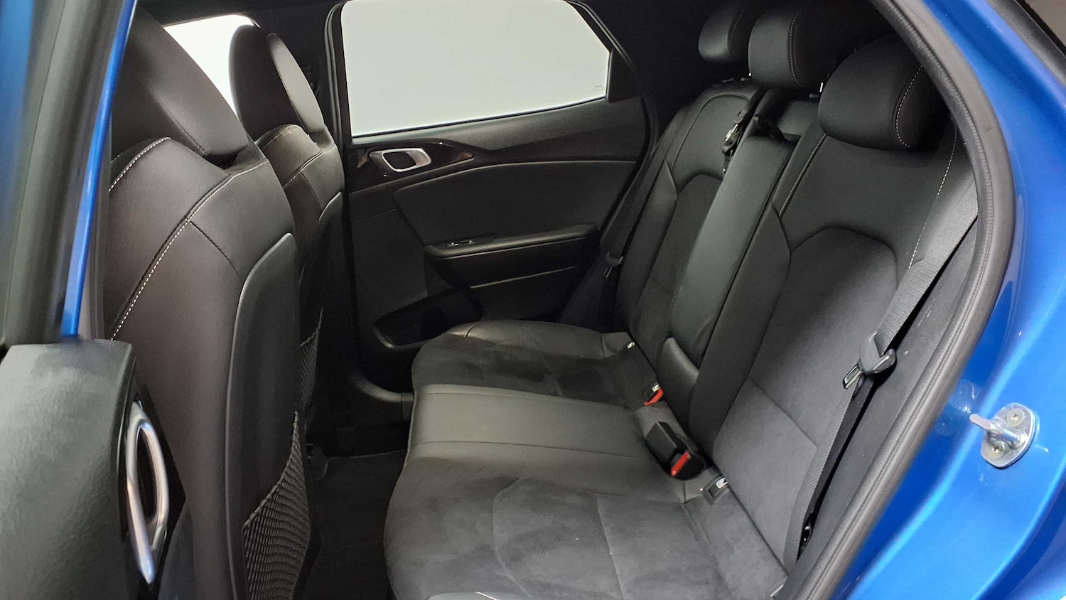 Used Kia XCeed 2023 for sale - 76075405: Photo 33