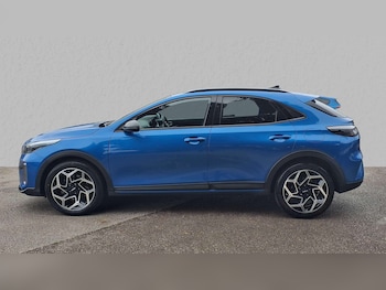 Used Kia XCeed 2023 for sale - 76075405: Photo 4