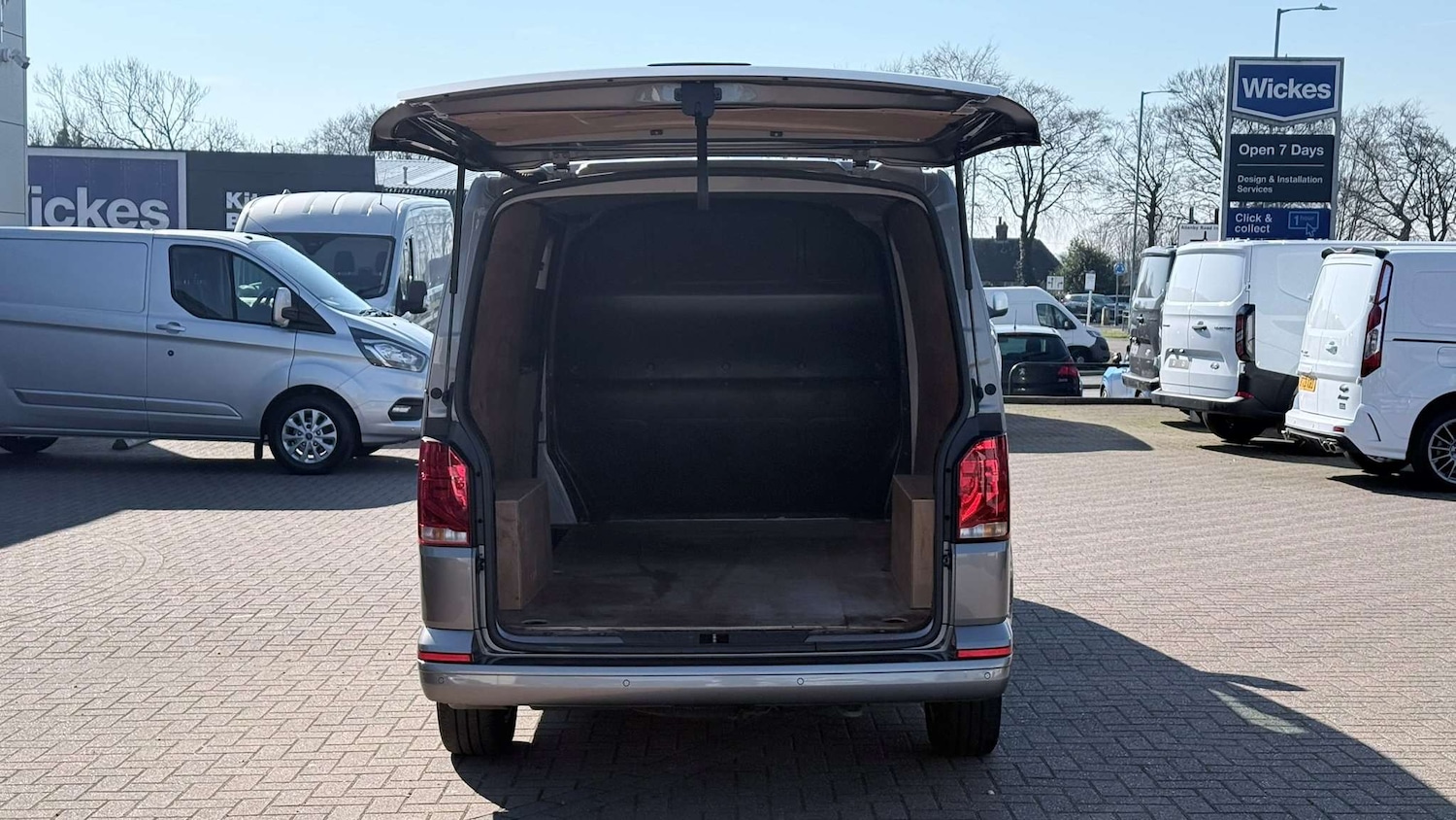 Used Volkswagen Transporter 2023 for sale - 77961176: Photo 10