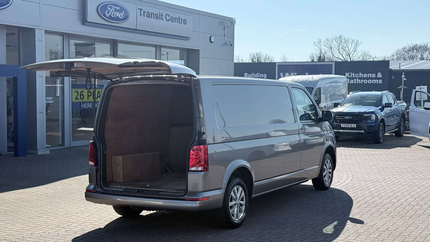 Used Volkswagen Transporter 2023 for sale - 77961176: Photo 11