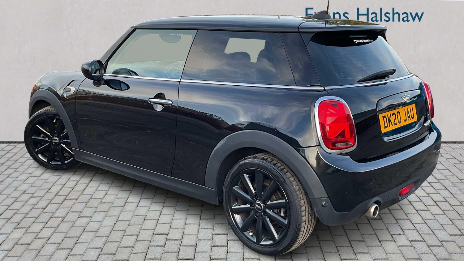 Used MINI Hatch 2020 for sale - 76648792: Photo 2