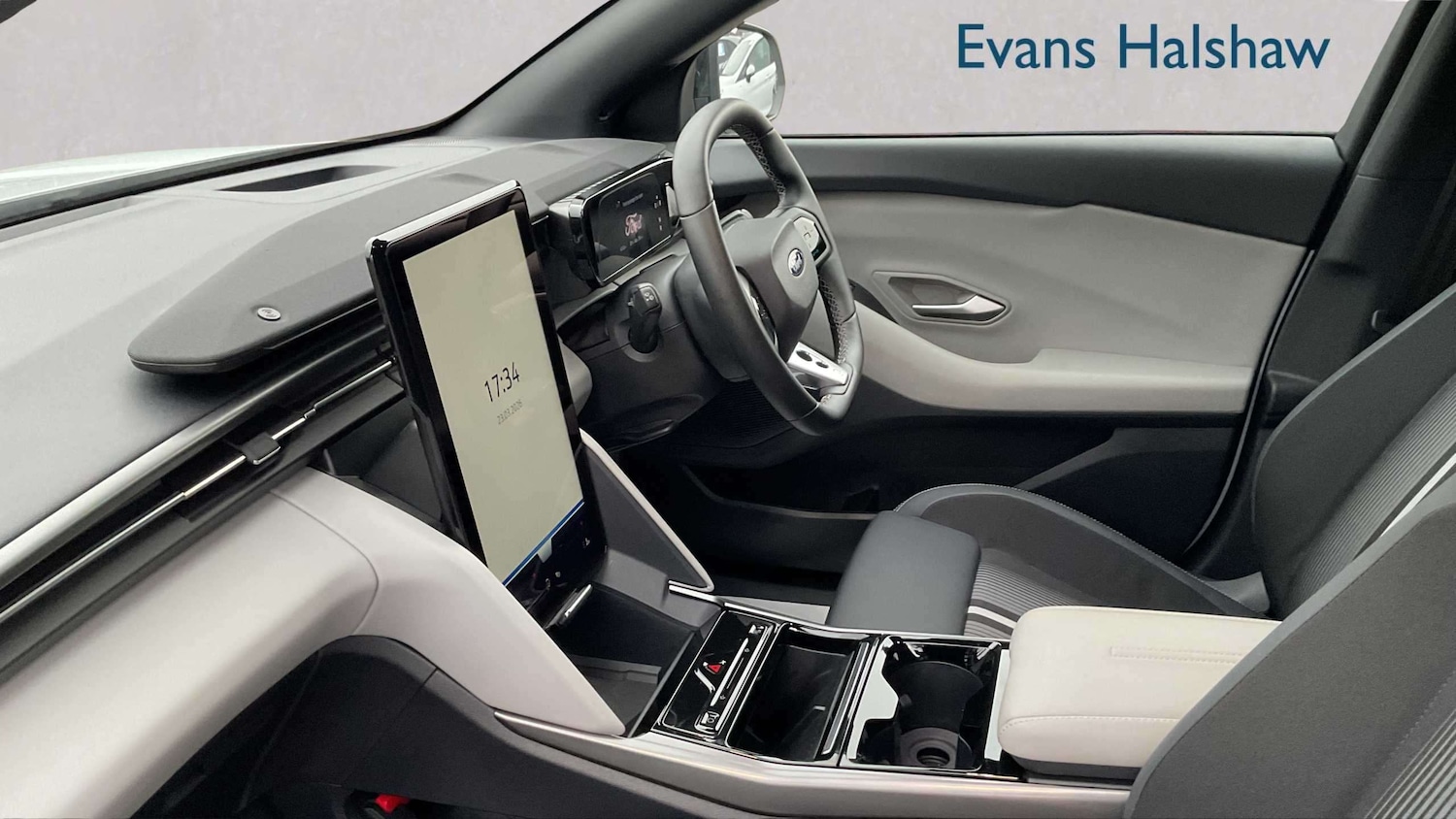 Used Ford Capri 2025 for sale - 77995819: Photo 16