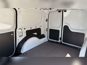 Used Ford Transit Connect 2025 for sale - 78433033: Photo