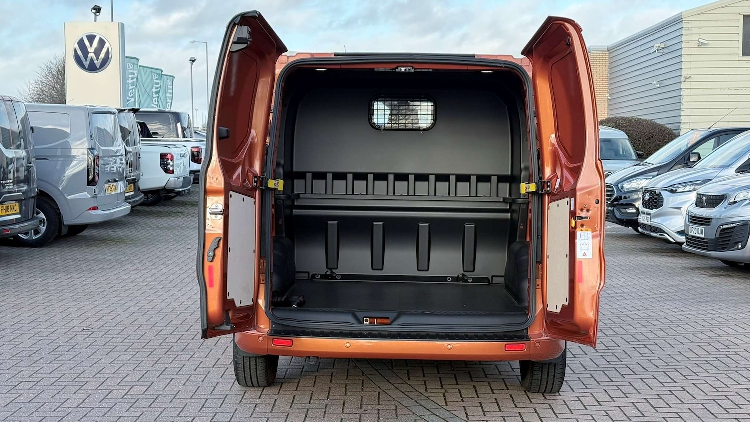 Used Ford Transit Custom 2023 for sale - 77032154: Photo 15