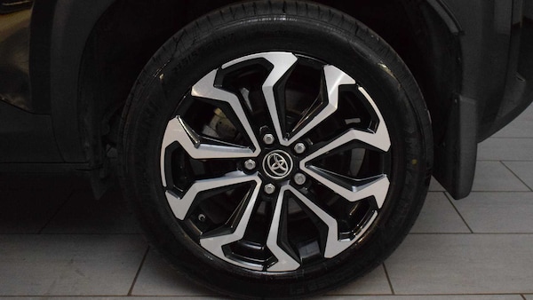Used Toyota Yaris Cross 2022 for sale - 75317648: Photo 10