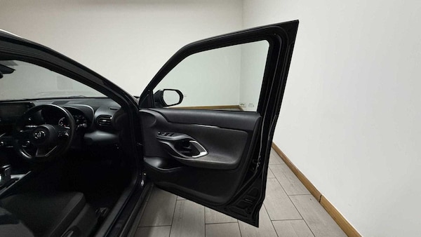 Used Toyota Yaris Cross 2022 for sale - 75317648: Photo 13