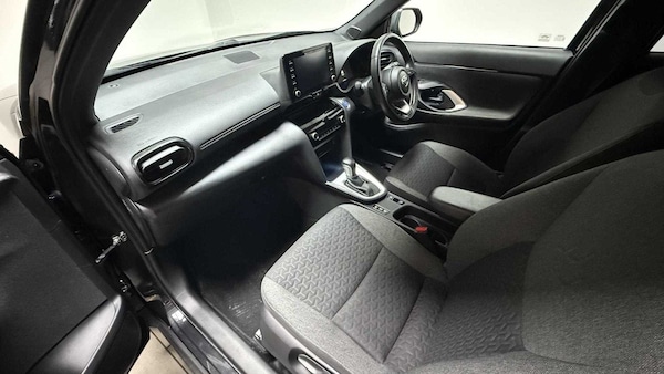 Used Toyota Yaris Cross 2022 for sale - 75317648: Photo 33