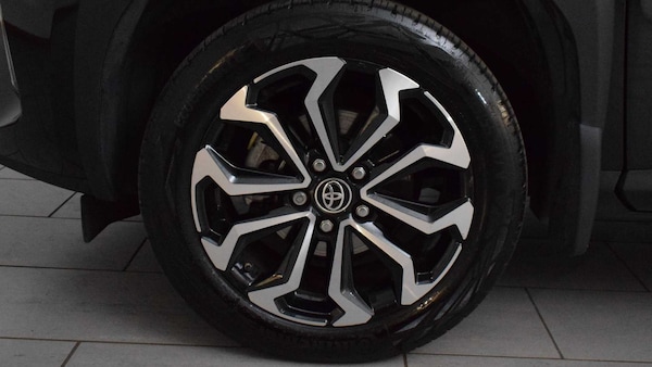 Used Toyota Yaris Cross 2022 for sale - 75317648: Photo 9