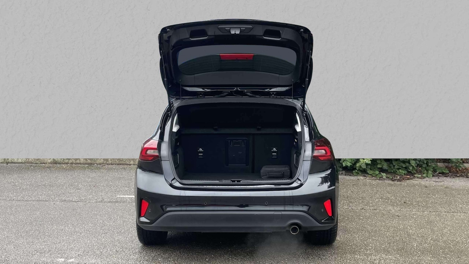 Used Ford Focus 2023 for sale - 75944300: Photo 7