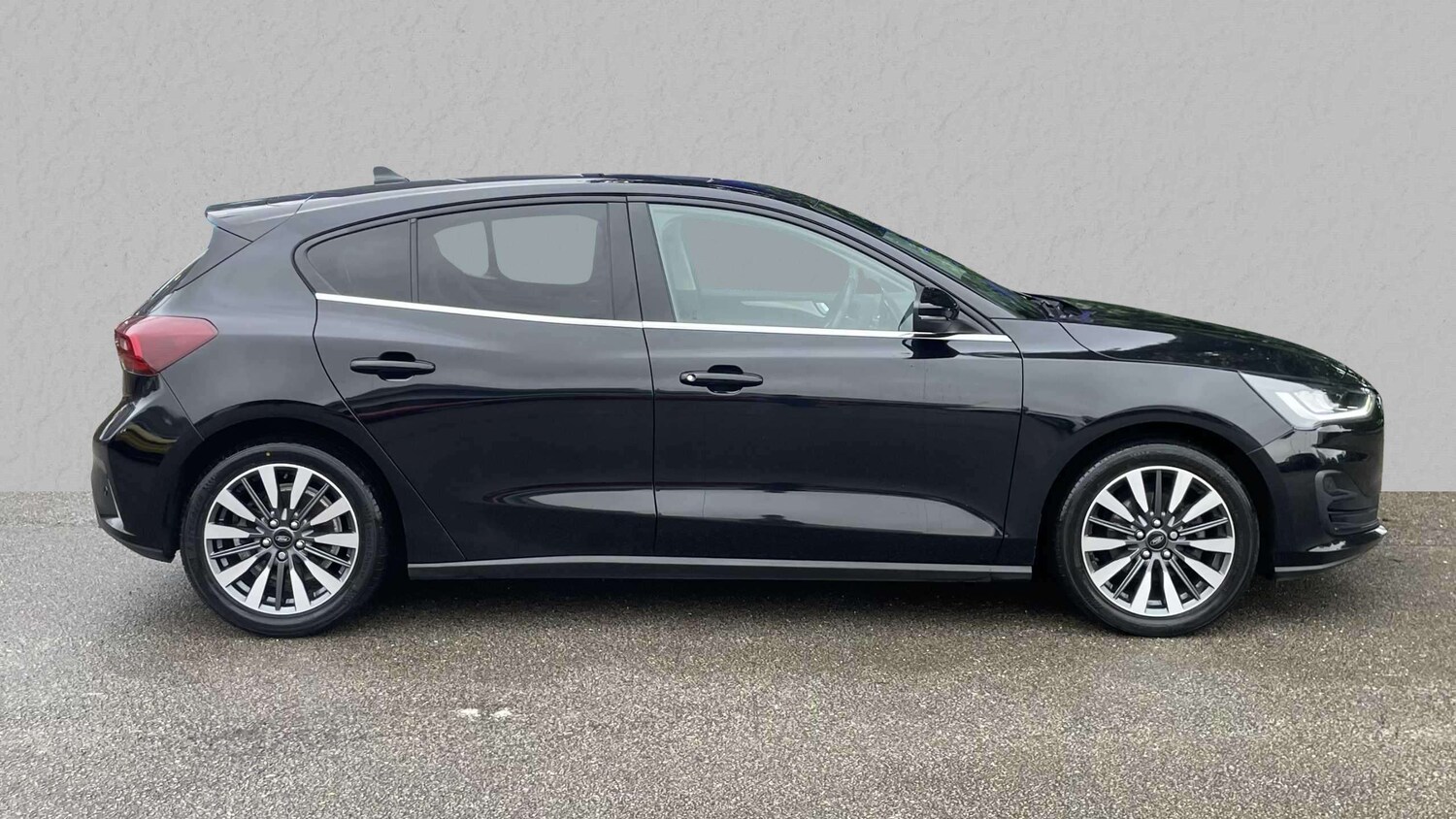 Used Ford Focus 2023 for sale - 75944300: Photo 8