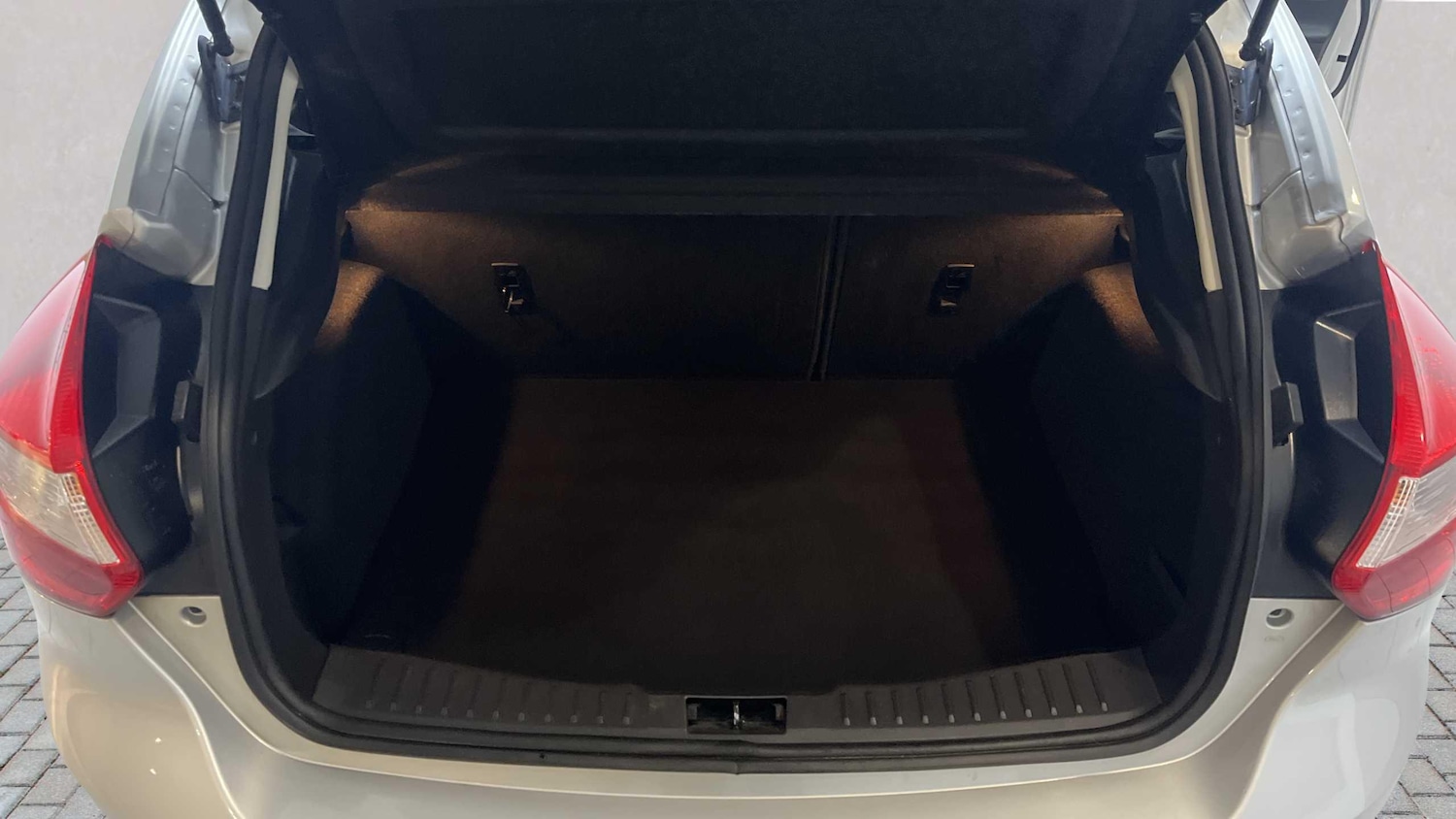 Used Ford Focus 2014 for sale - 76875752: Photo 8