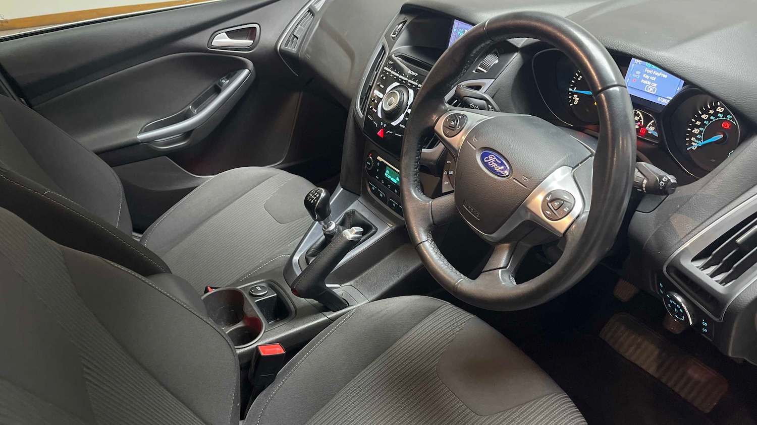 Used Ford Focus 2014 for sale - 76875752: Photo 9