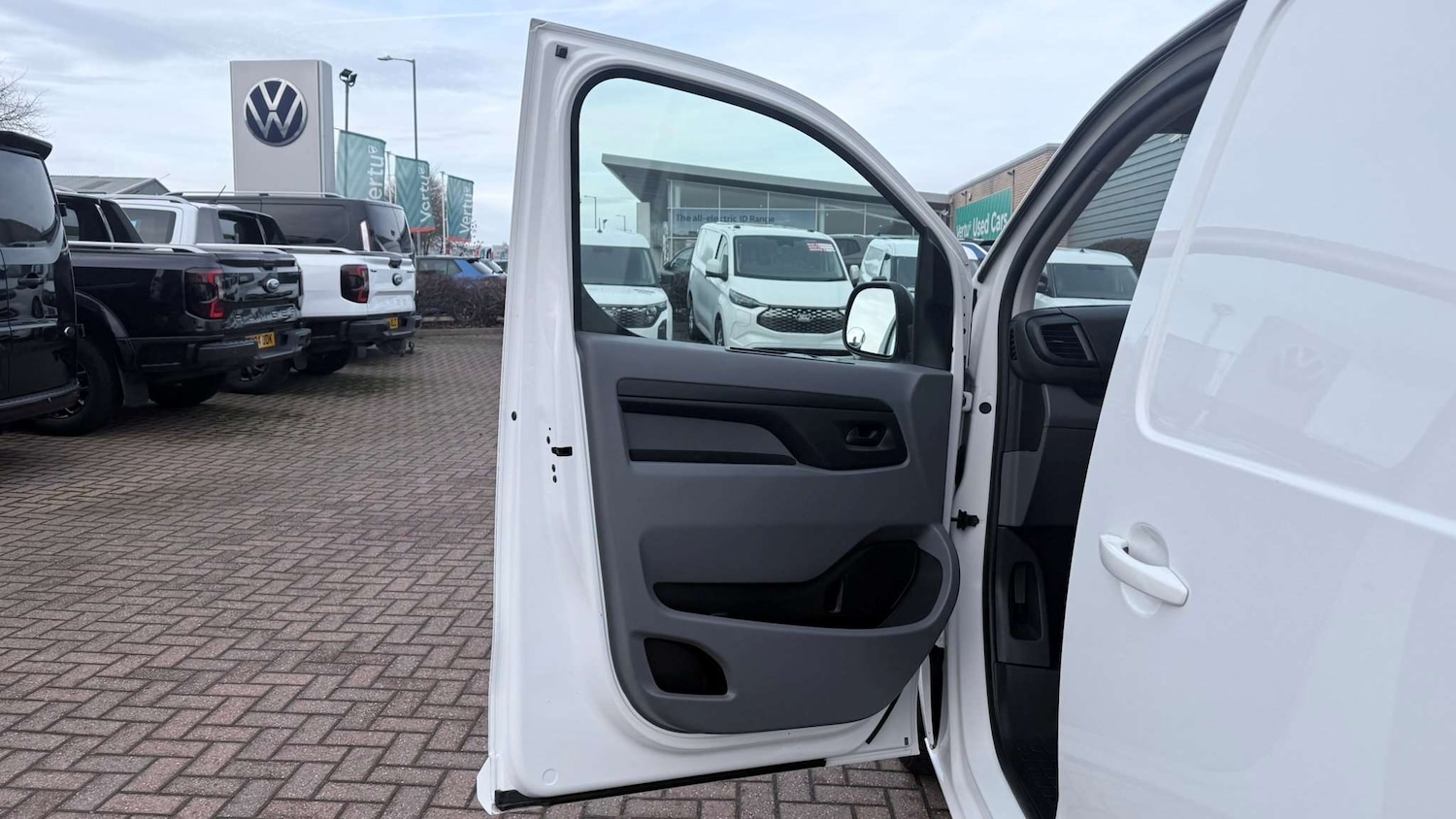 Used Vauxhall Vivaro 2022 for sale - 77219536: Photo 18