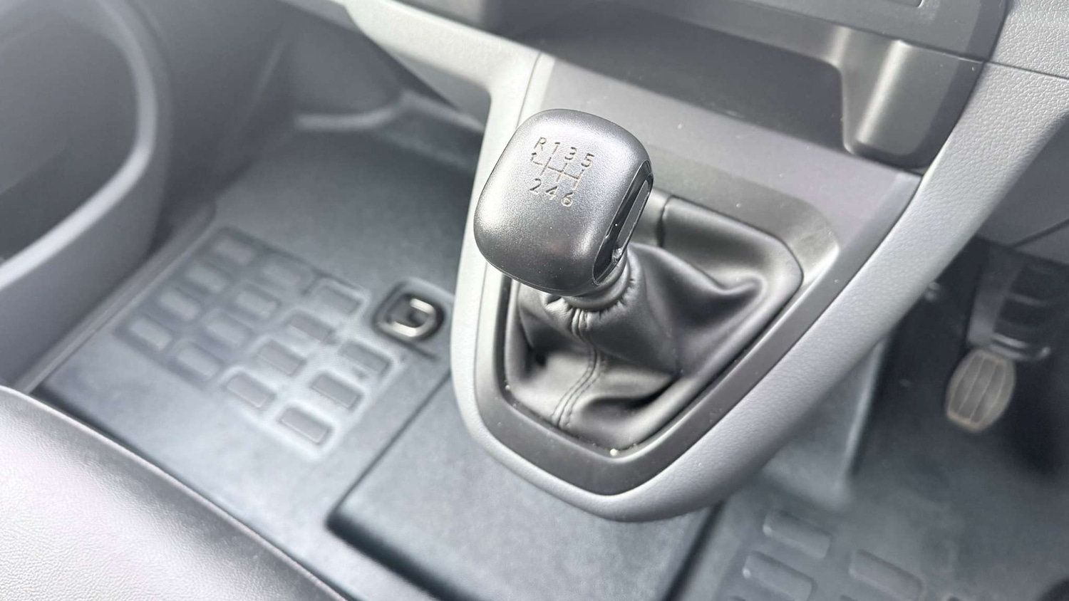 Used Vauxhall Vivaro 2022 for sale - 77219536: Photo 30