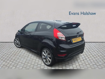 Used Ford Fiesta 2016 for sale - 77373752: Photo