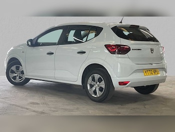 Used Dacia Sandero 2022 for sale - 76286378: Photo 2