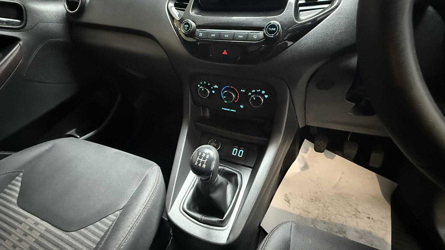 Vehicle 28