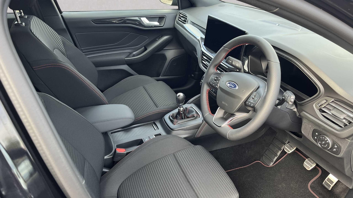 Used Ford Focus 2025 for sale - 76916077: Photo 12