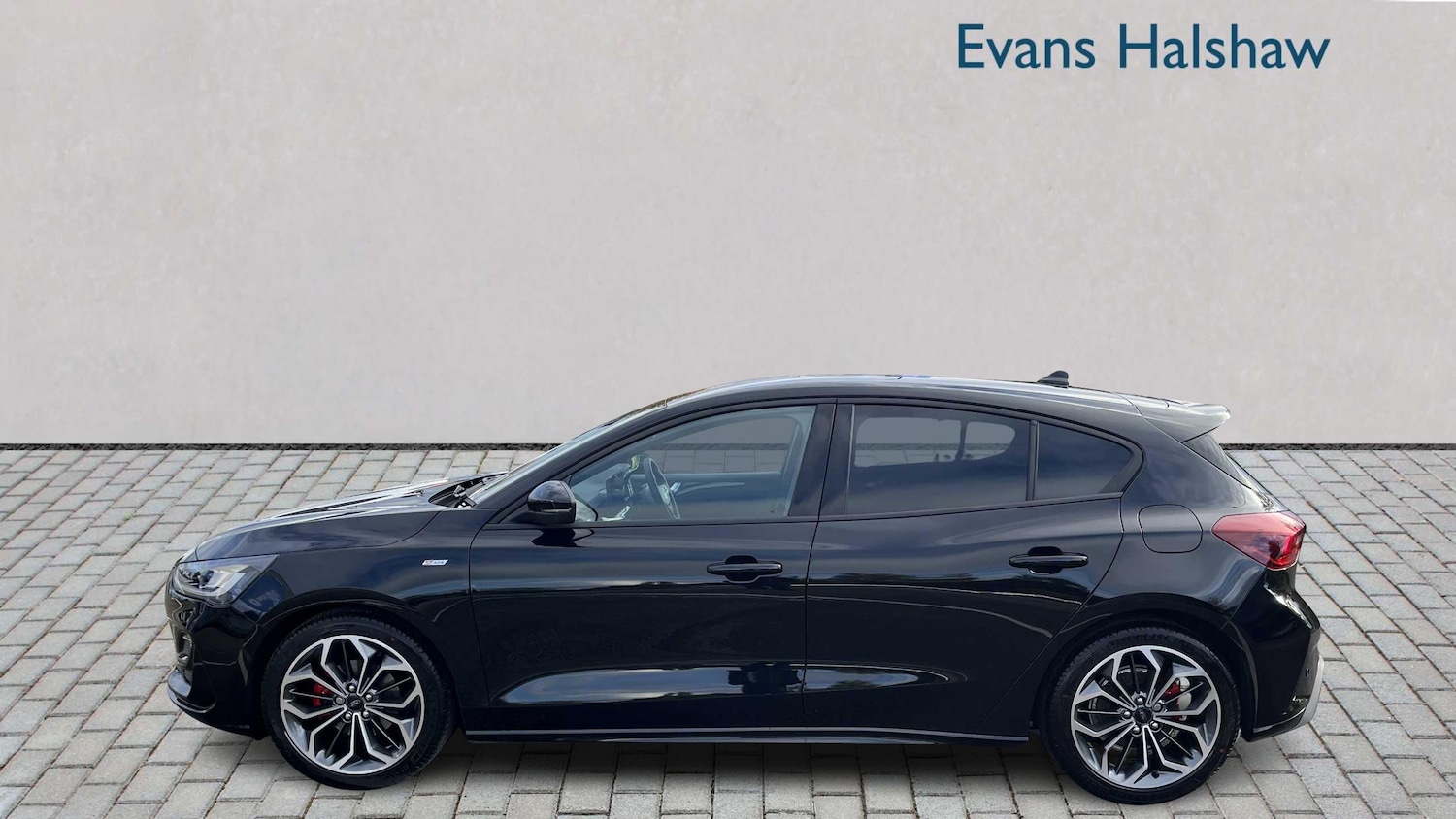 Used Ford Focus 2025 for sale - 76916077: Photo 3