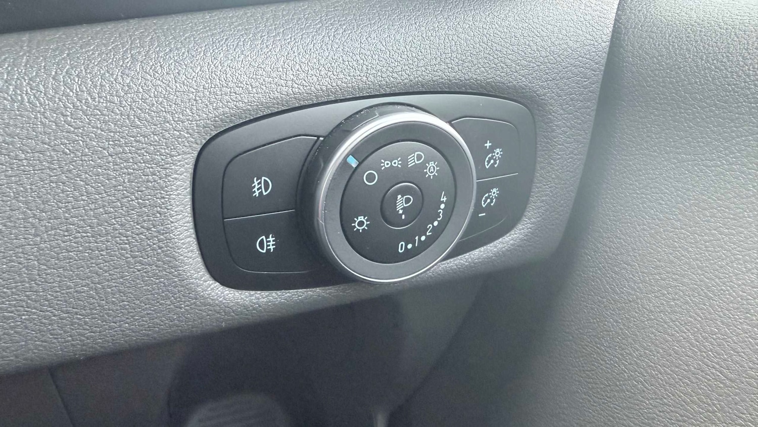 Used Ford Transit Custom 2023 for sale - 77011047: Photo 25