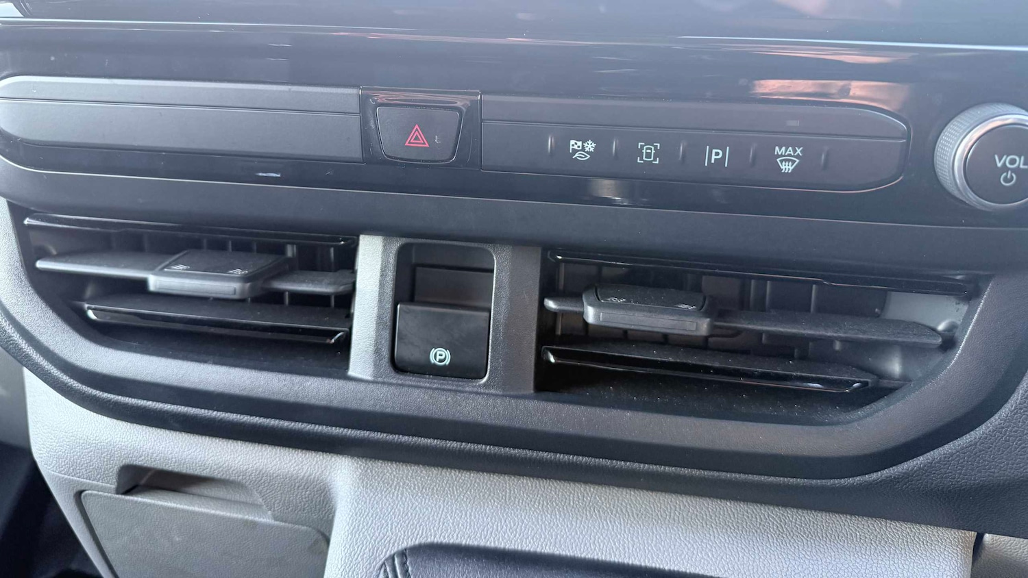 Used Ford Transit Custom 2025 for sale - 76827658: Photo 31