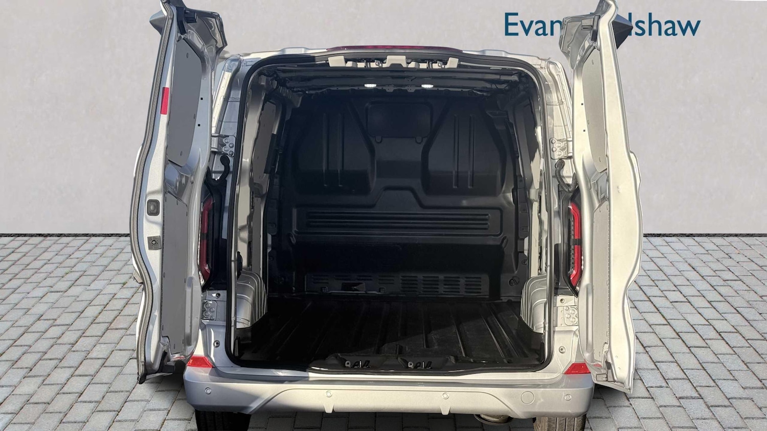 Used Ford Transit Custom 2025 for sale - 76827658: Photo 8