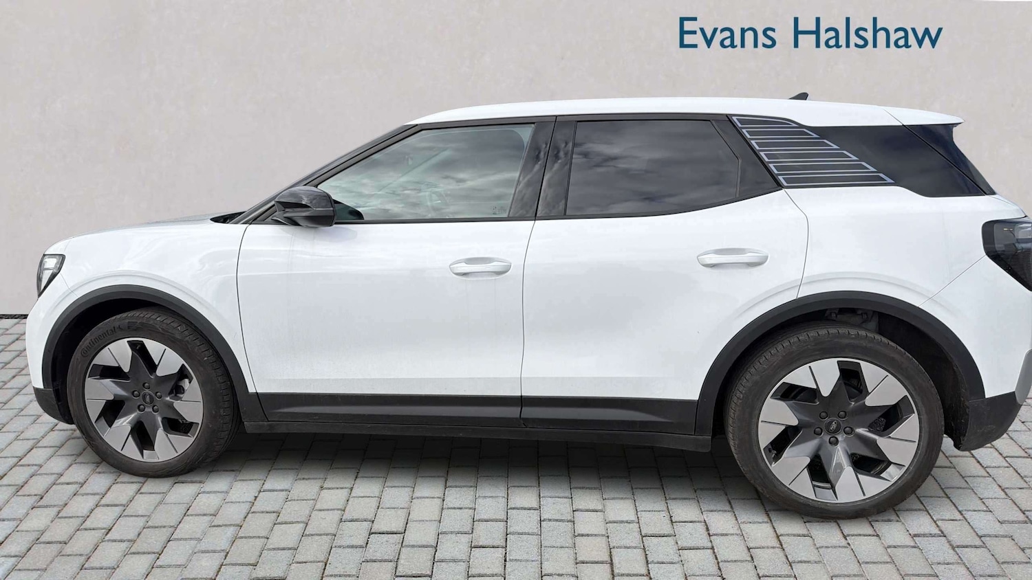 Used Ford Explorer 2025 for sale - 77842240: Photo 3