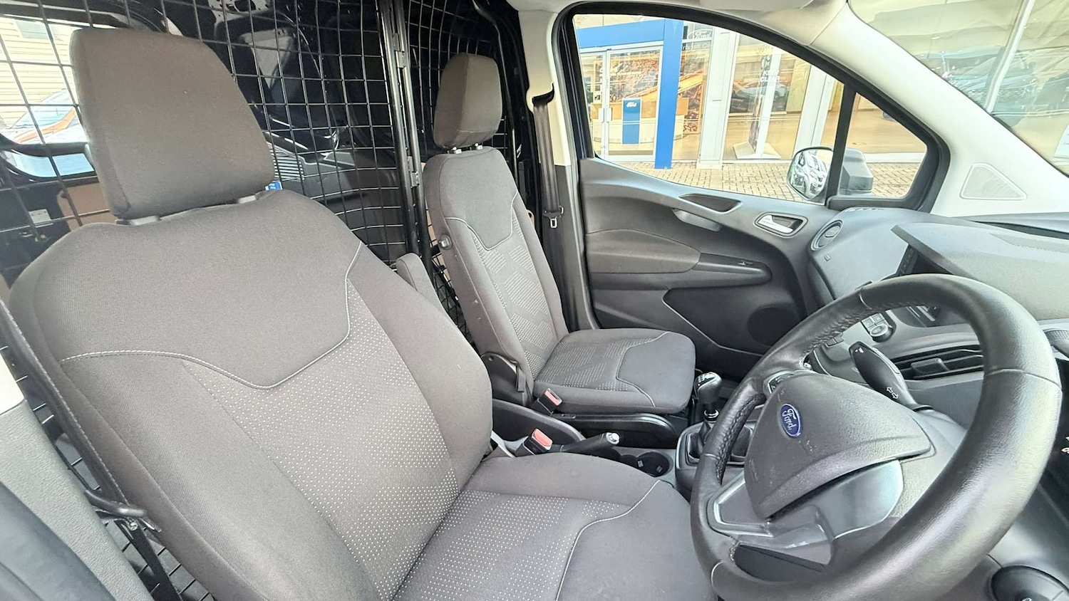 Used Ford Transit Courier 2020 for sale - 77093375: Photo 18