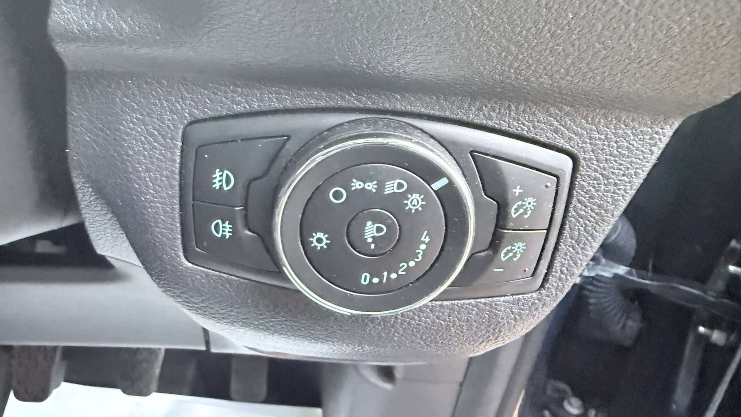 Used Ford Transit Courier 2020 for sale - 77093375: Photo 19