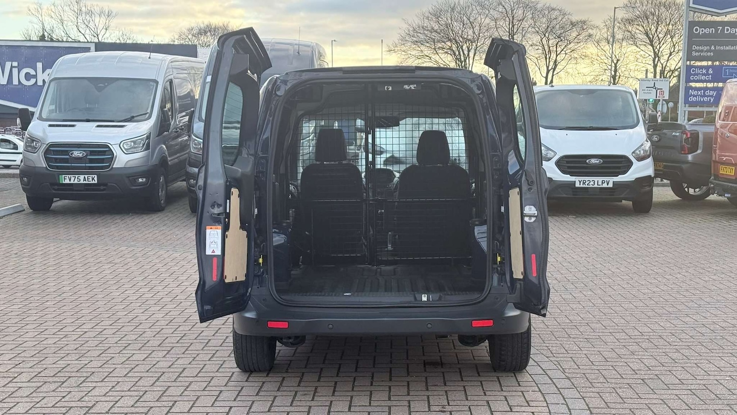 Used Ford Transit Courier 2020 for sale - 77093375: Photo 8