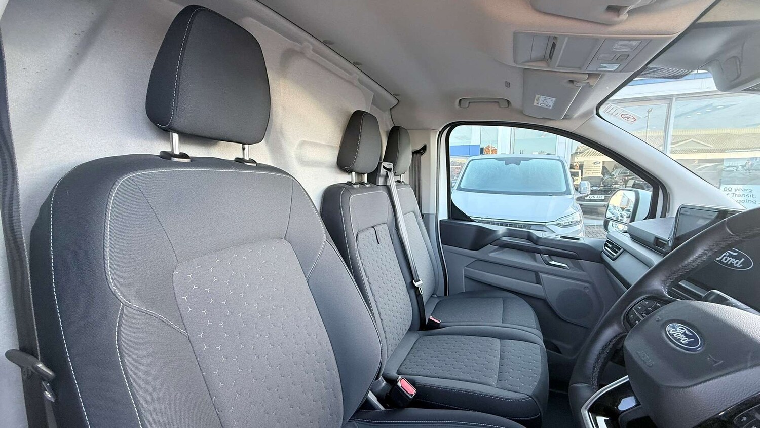 Used Ford Transit Custom 2024 for sale - 76329307: Photo 18