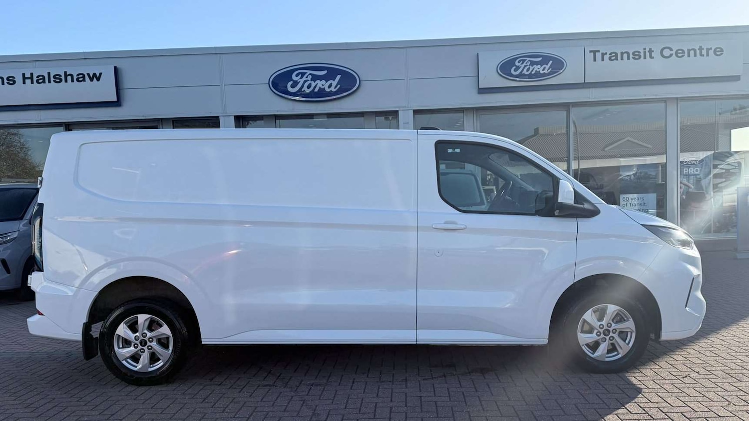 Used Ford Transit Custom 2024 for sale - 76329307: Photo 9