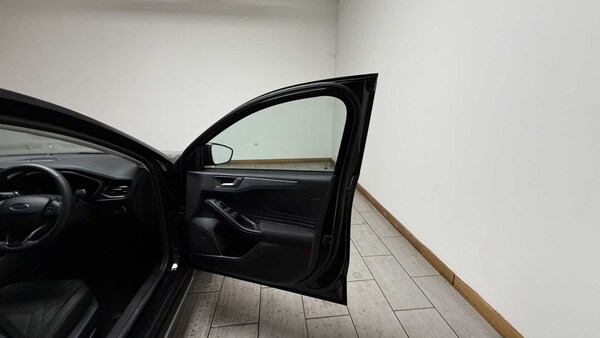 Used Ford Focus 2024 for sale - 75710899: Photo 12