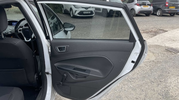 Used Ford Fiesta 2016 for sale - 76286366: Photo 19