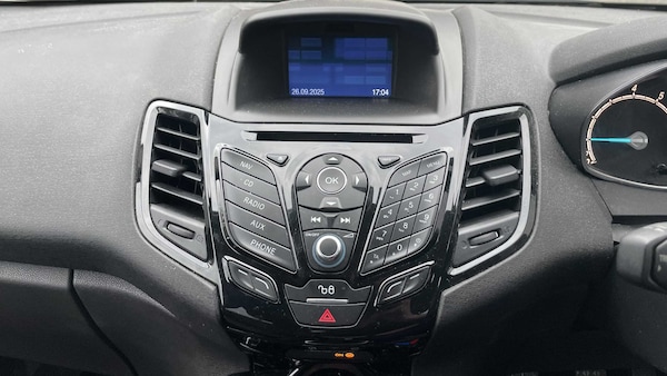 Used Ford Fiesta 2016 for sale - 76286366: Photo 31