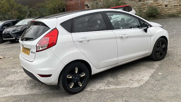Used Ford Fiesta 2016 for sale - 76286366: Photo 3