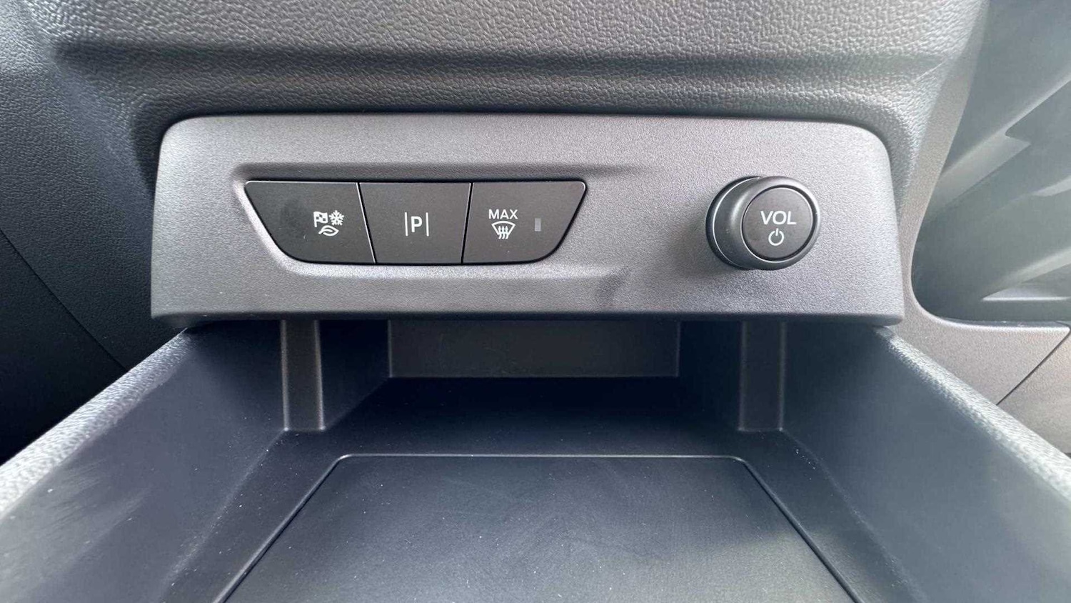 Used Ford E-Transit Courier 2025 for sale - 76272133: Photo 28