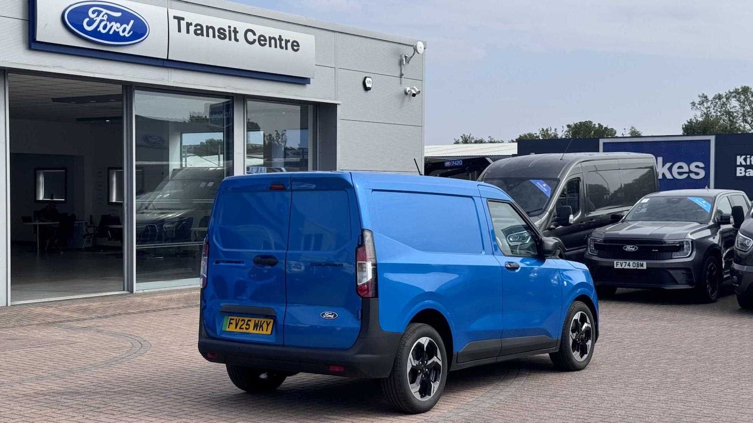 Used Ford E-Transit Courier 2025 for sale - 76272133: Photo 8